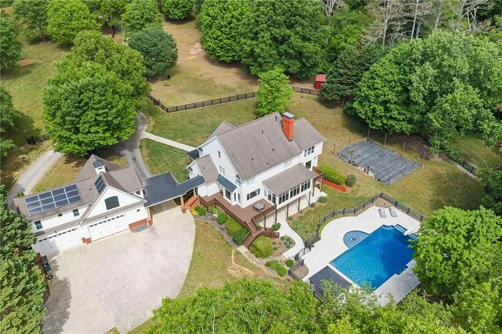 Photo of 16035 Westbrook Road