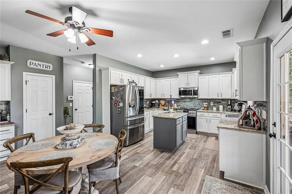 Photo of 337 Meadowcrest Circle