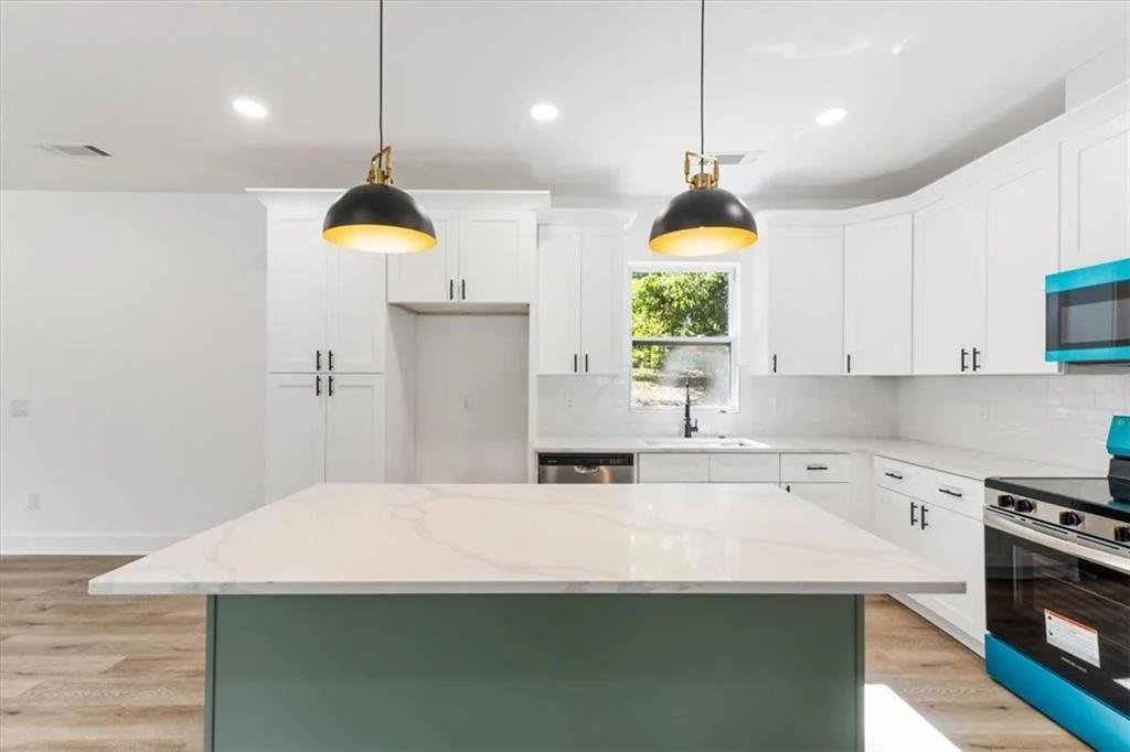 Photo of 6885 Silver Maple Trail