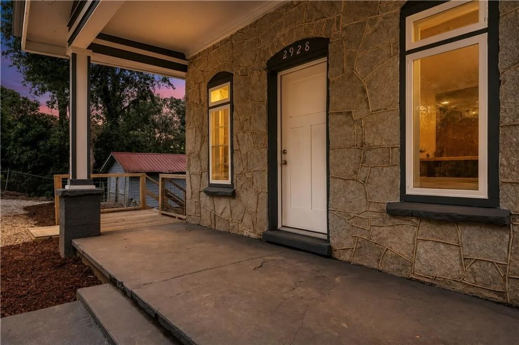 Photo of 2928 Old Cornelia Highway