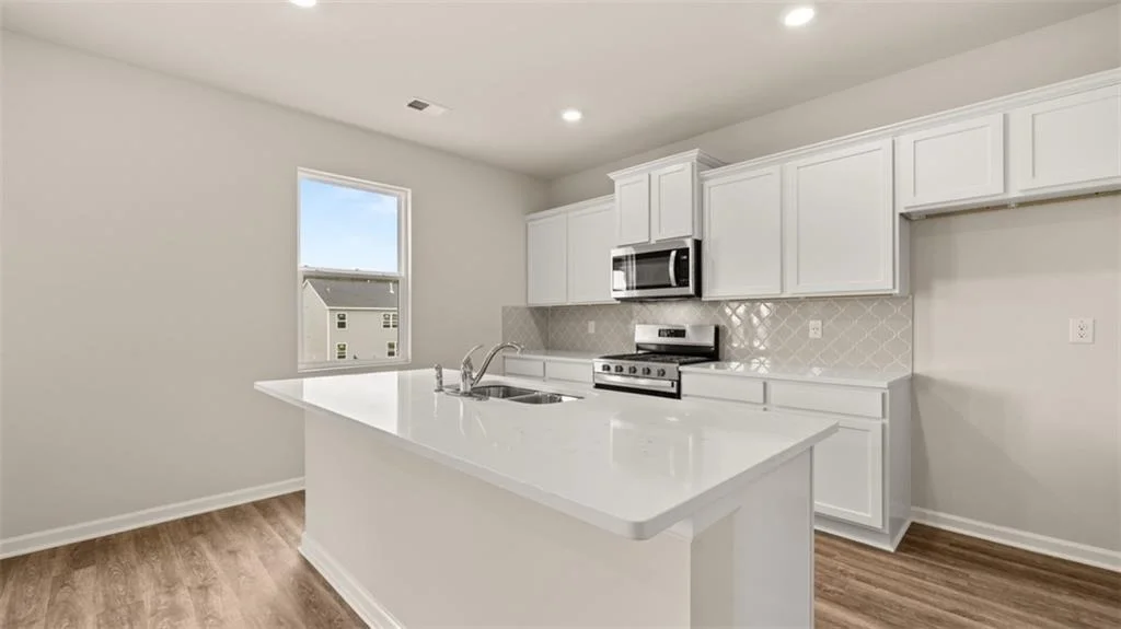 Photo of 372 Abbott Road