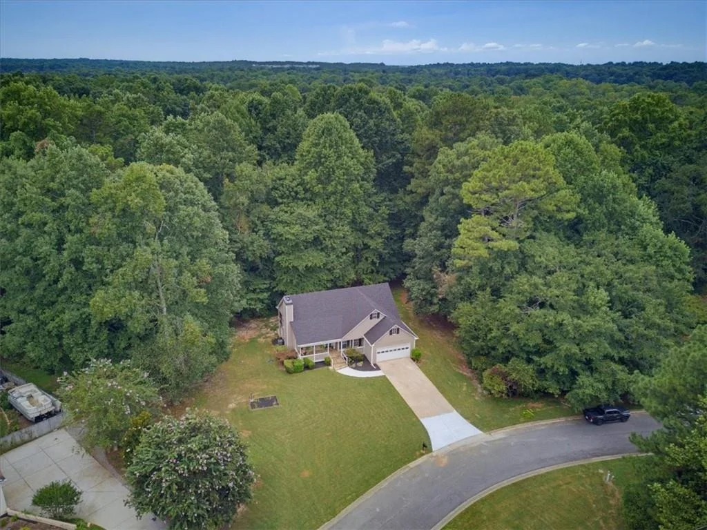 Photo of 7425 Hickory Bluff Drive