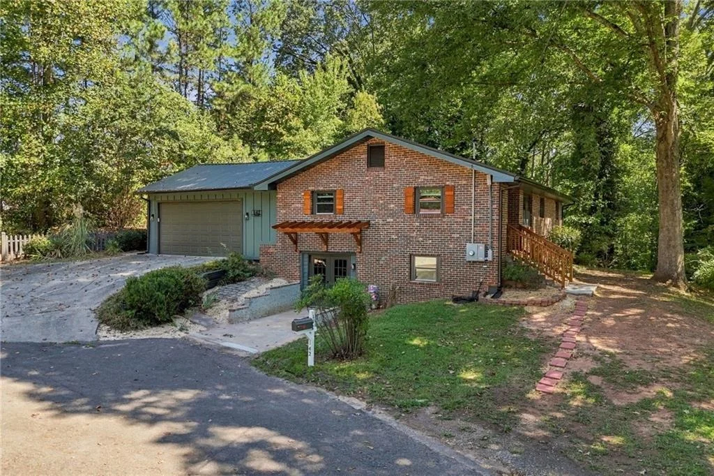 Photo of 142 Ann Drive