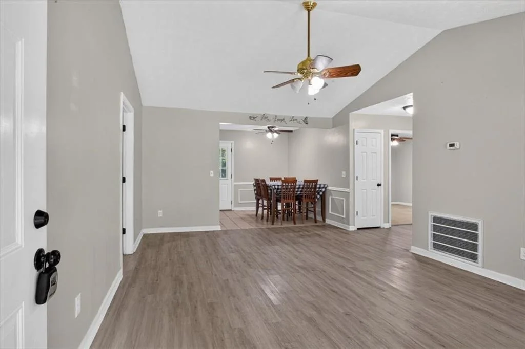 Photo of 129 Whispering Pine Lane NE