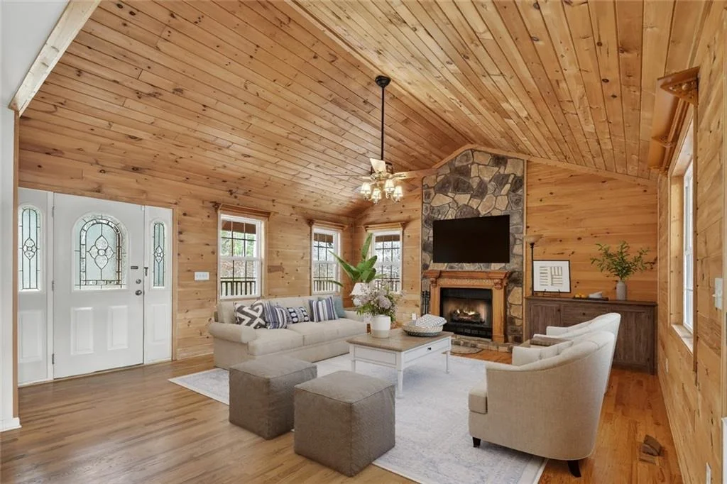 Photo of 144 Emerald Cove