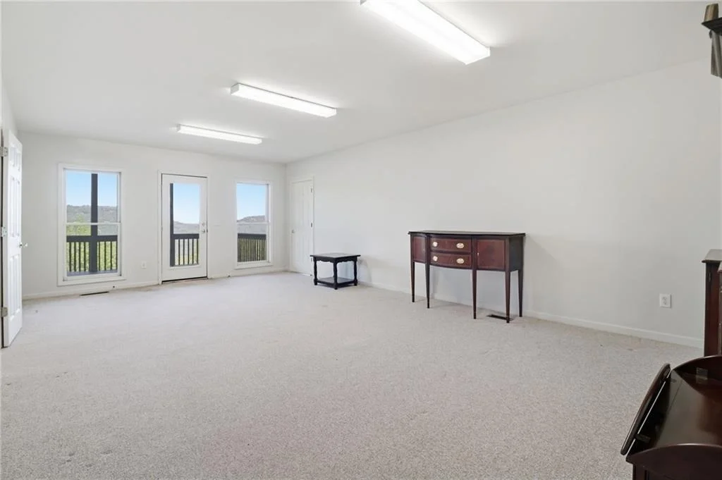 Photo of 1692 Ridgeview Drive