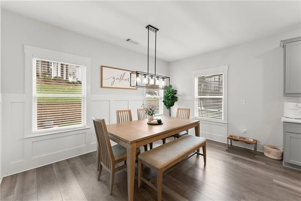 Photo of 5700 Meadow View Drive