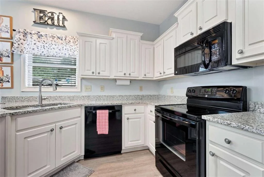 Photo of 1424 Silvergate Way