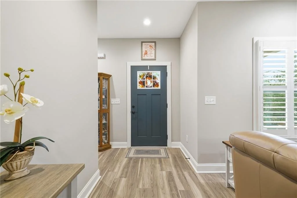 Photo of 221 Windsor Way