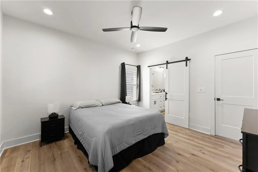 Photo of 310 Clarendon Court