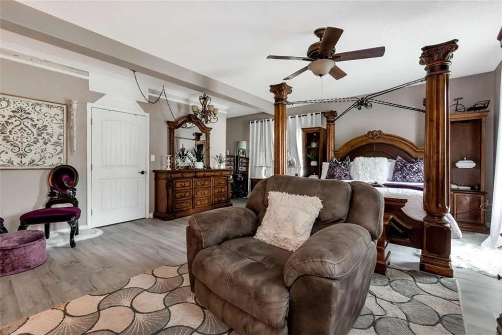 Photo of 425 Greenleaf Drive