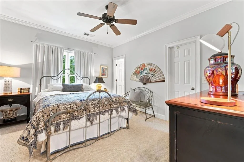 Photo of 55 Hillside Way