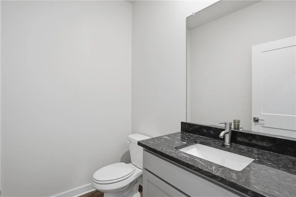 Photo of 360 Jarrett Street