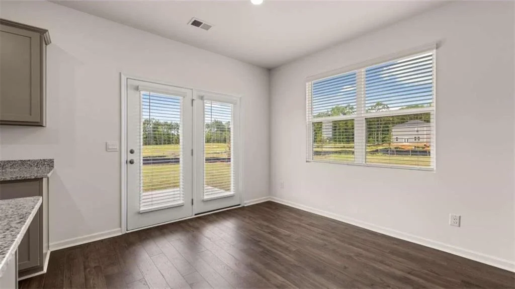 Photo of 302 Friendship Oak Way