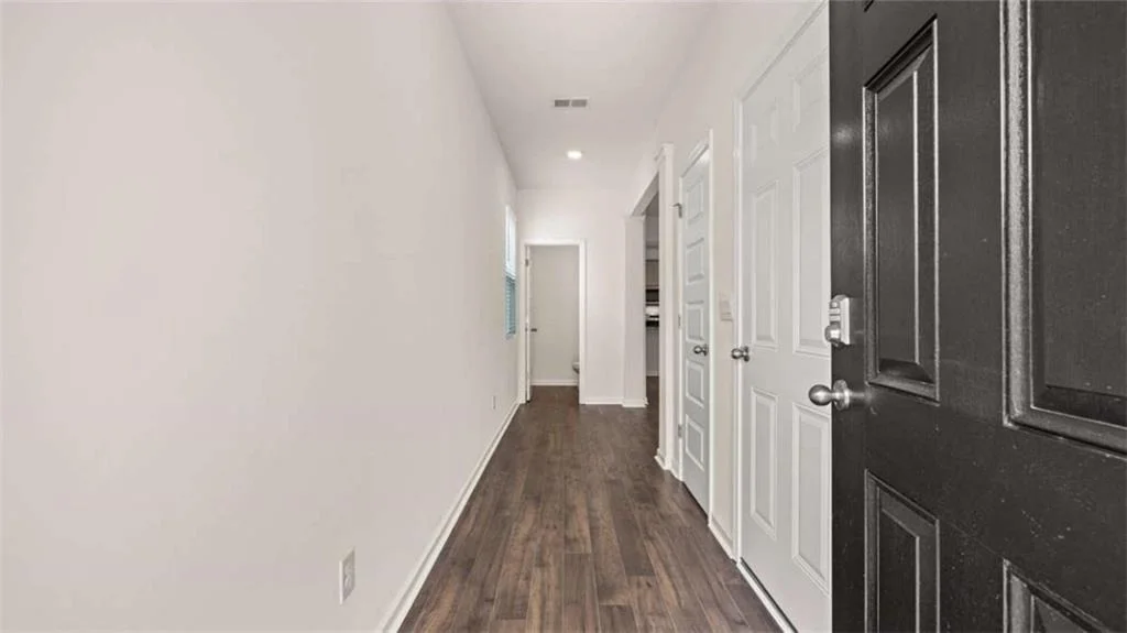 Photo of 302 Friendship Oak Way