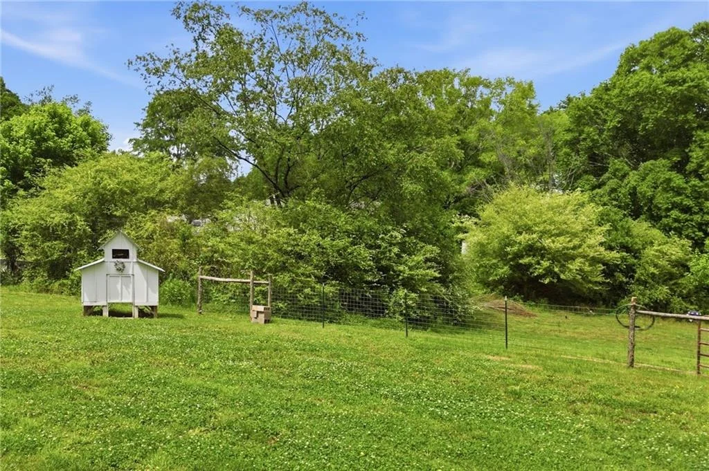 Photo of 174 Old Ballground Road