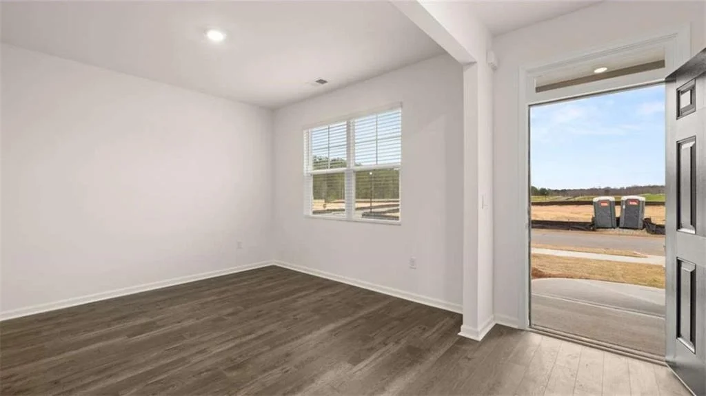 Photo of 372 Abbott Road