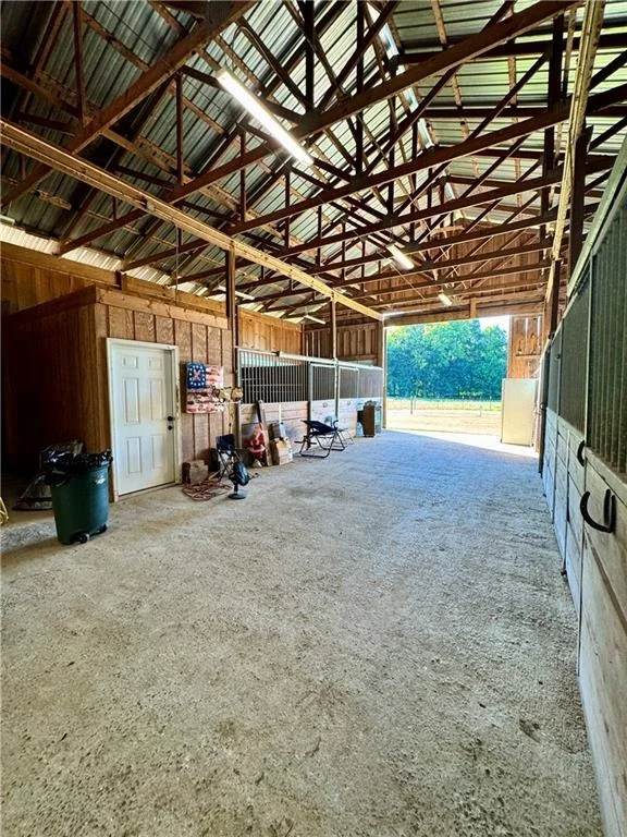 Photo of 250 Hook Road NE