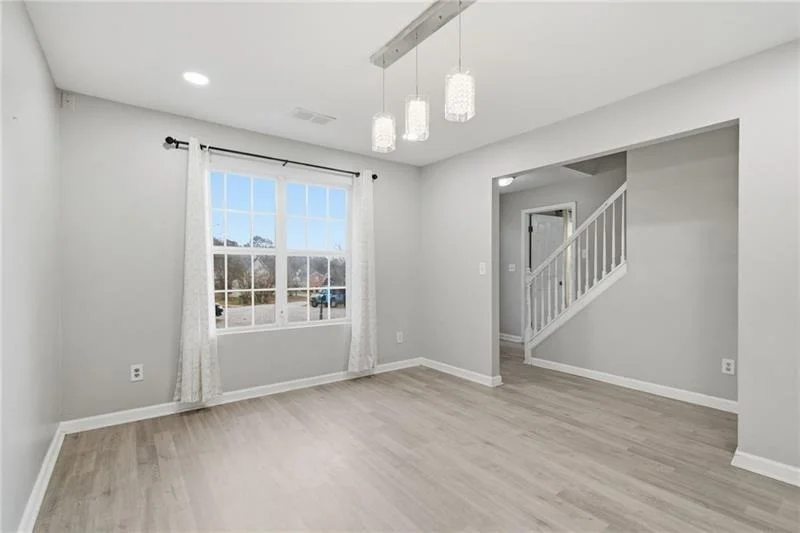 Photo of 3301 Pine Grove Circle SE