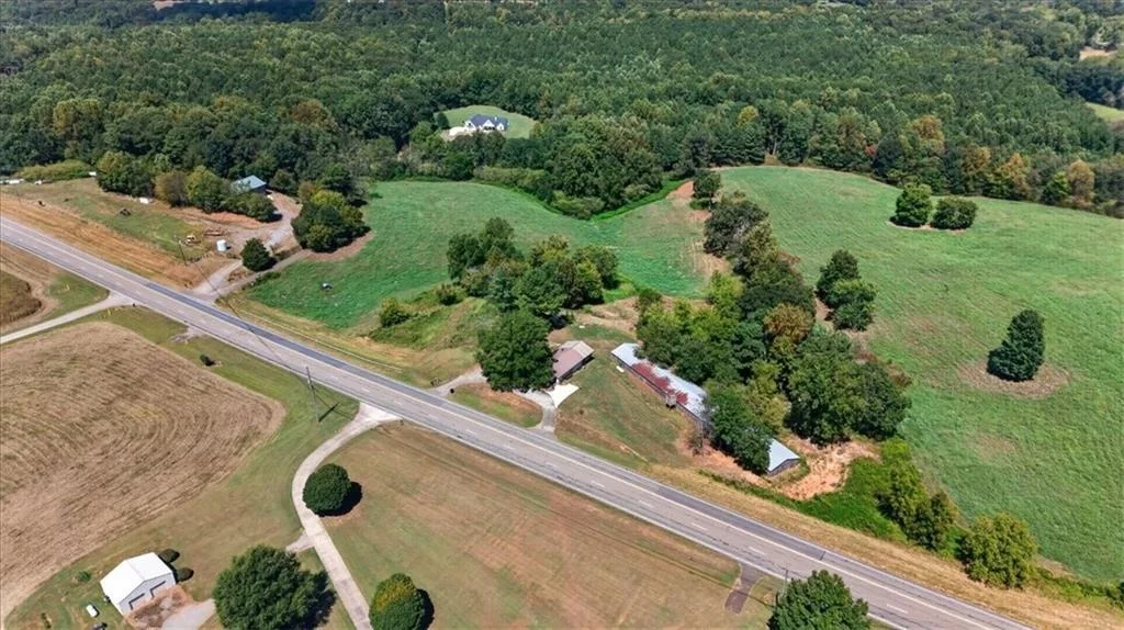 Photo of 5508 Highway 53 W