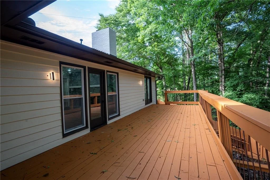Photo of 2154 Pond Road