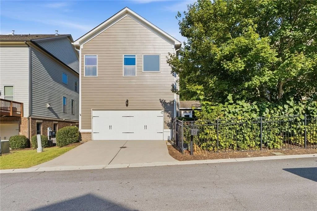Photo of 7565 Scarlet Drive