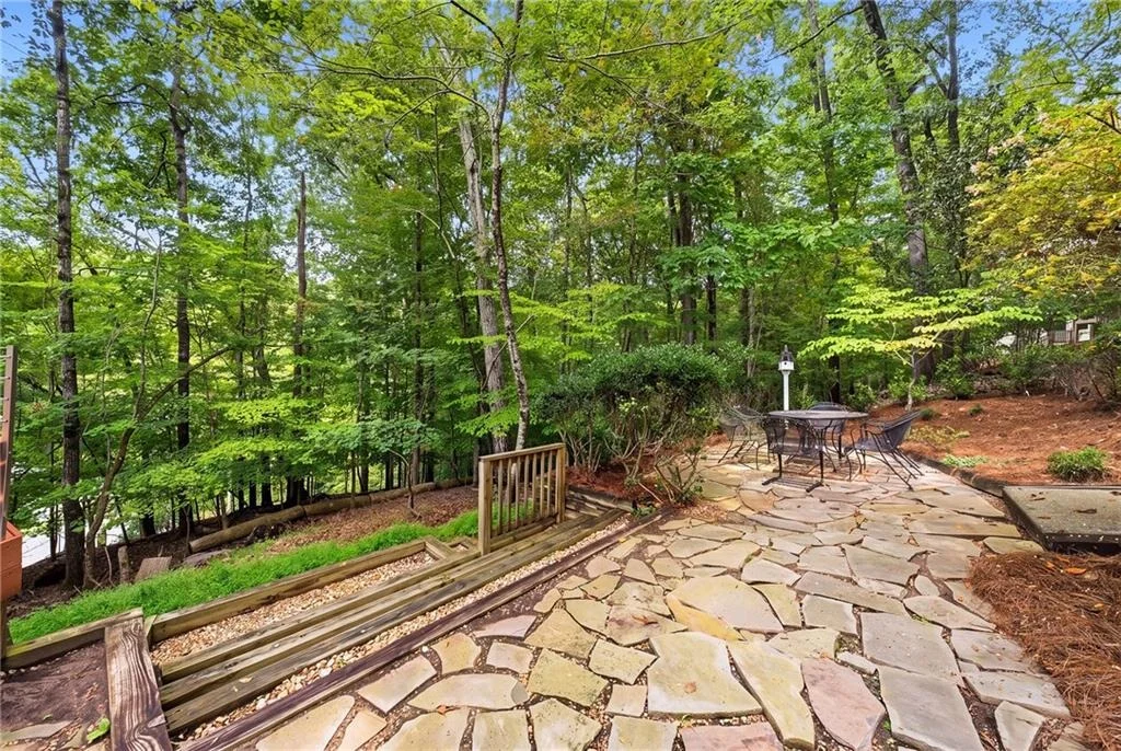 Photo of 2134 River Cliff Drive