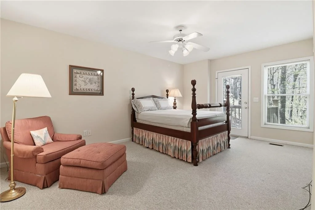 Photo of 1692 Ridgeview Drive