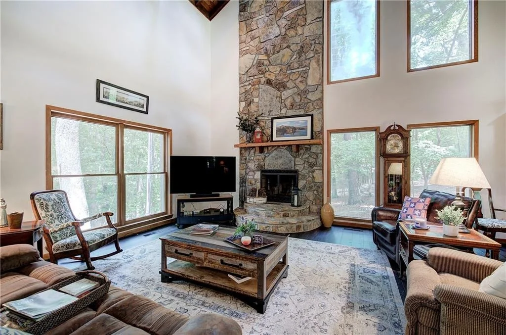 Photo of 12 Tamarack Point
