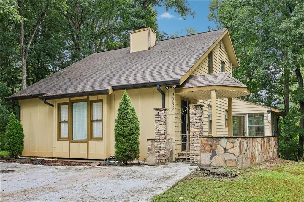 Photo of 9080 Pine Tree Circle