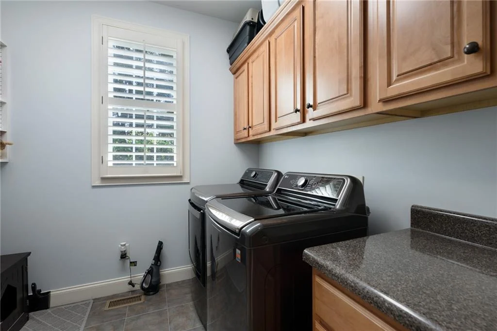 Photo of 203 Laurel Creek Road SE