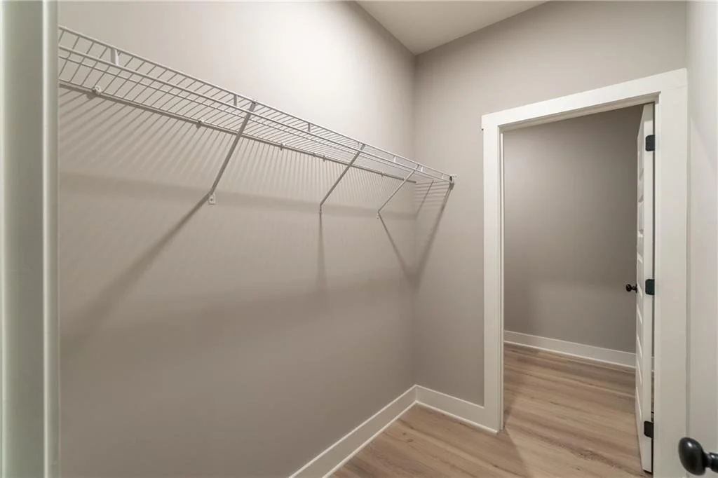 Photo of 595 Wake Robin Drive