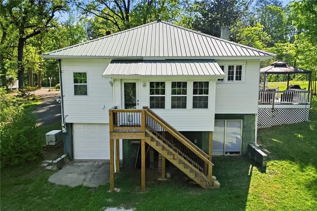 Photo of 3818 Highway 53 E