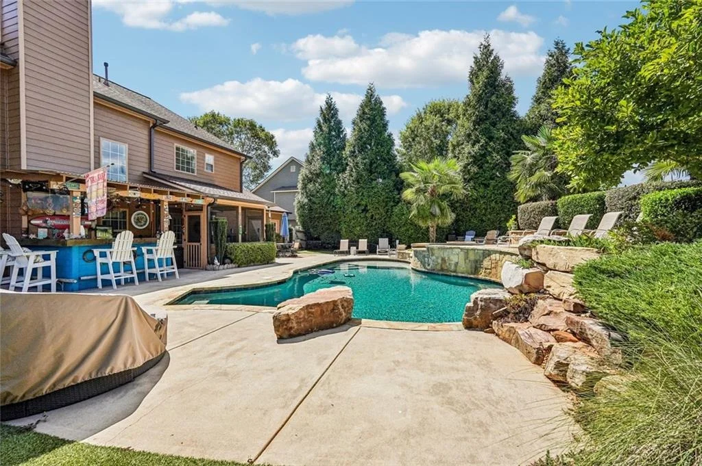 Photo of 337 Meadowcrest Circle