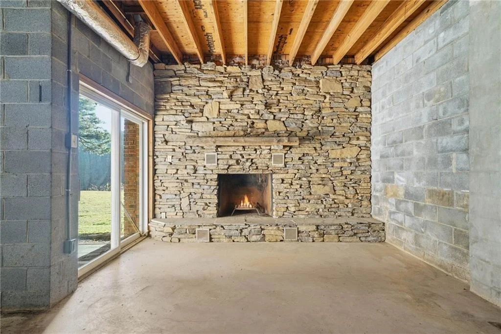 Photo of 310 Comet Lane