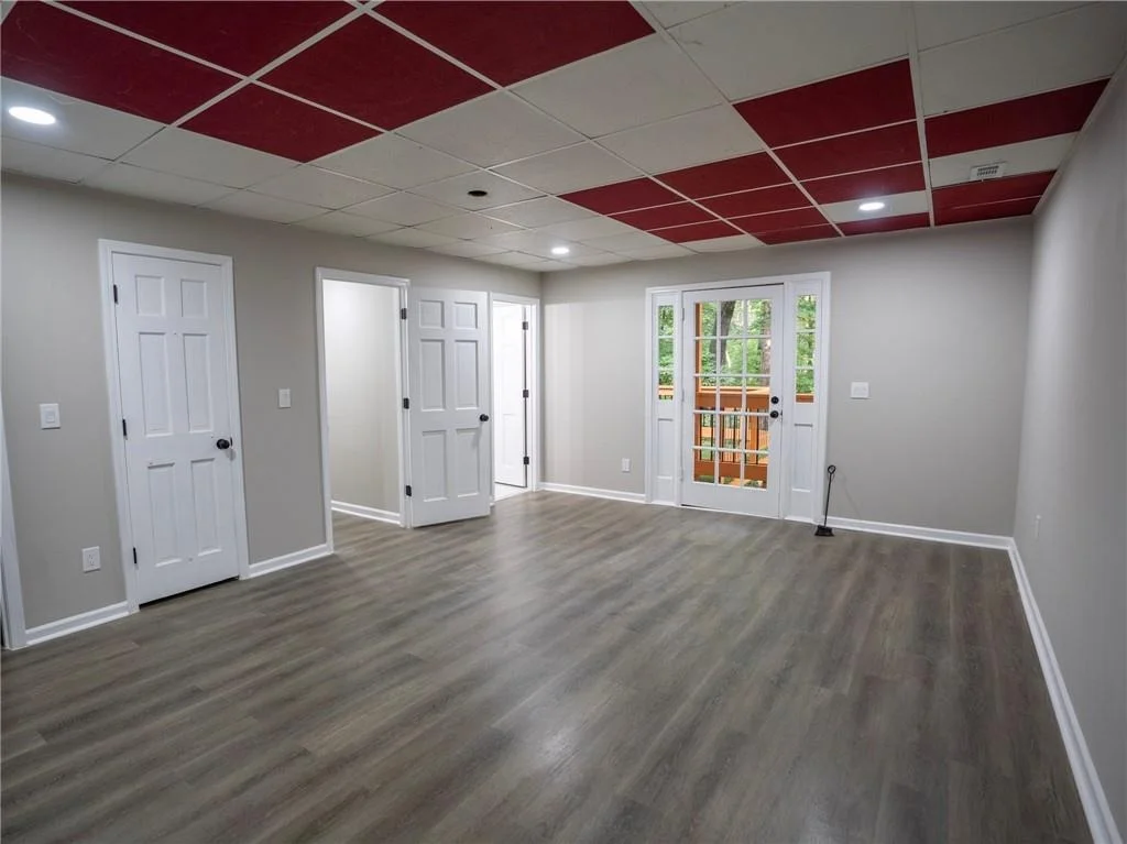 Photo of 2154 Pond Road