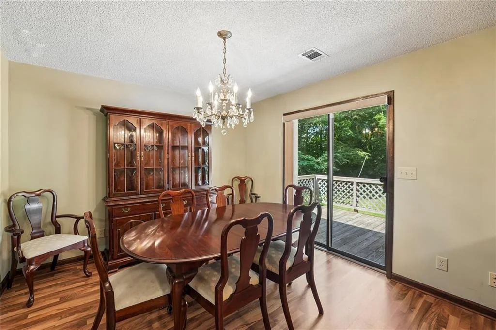 Photo of 16055 Thompson Road