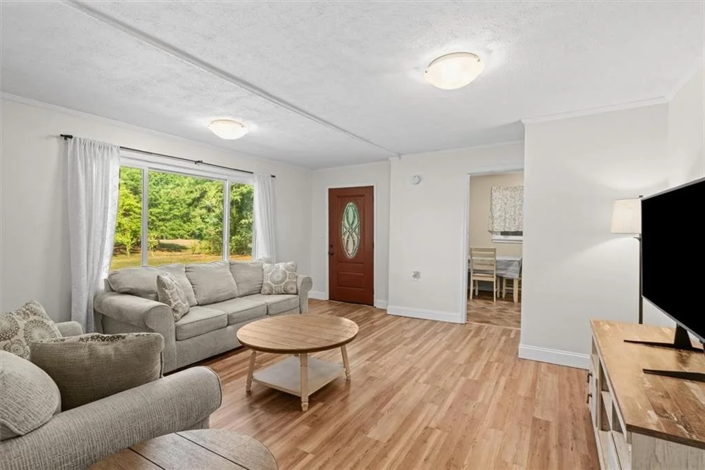 Photo of 163 Ben Putnam Road