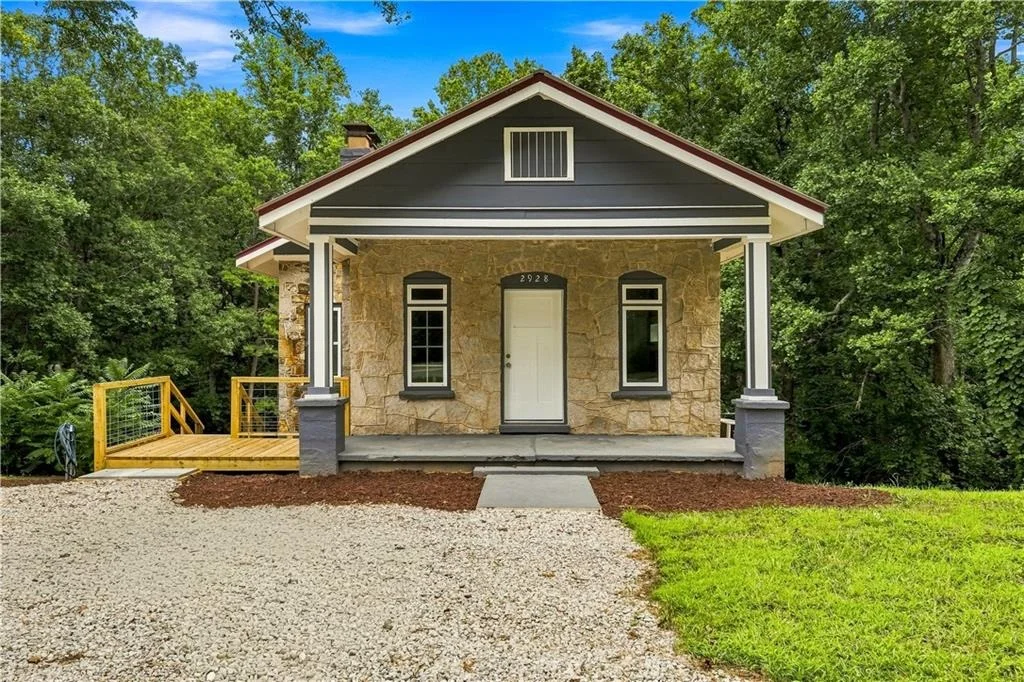 Photo of 2928 Old Cornelia Highway