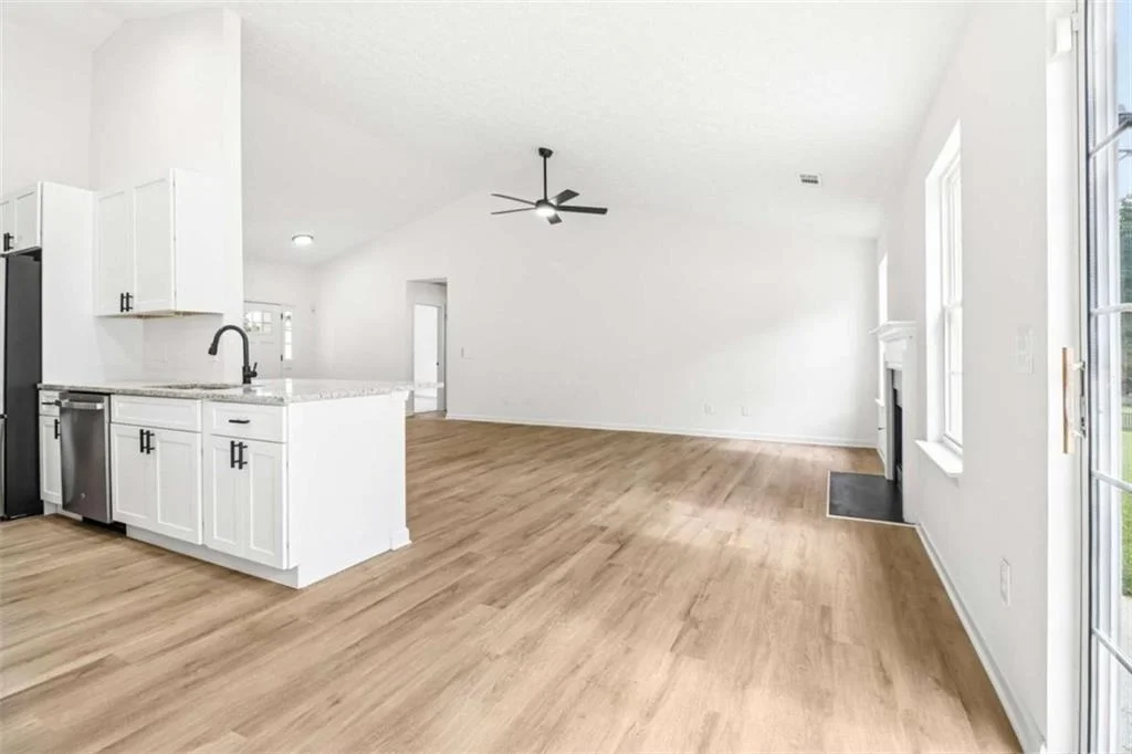 Photo of 8435 River Hill Commons Drive