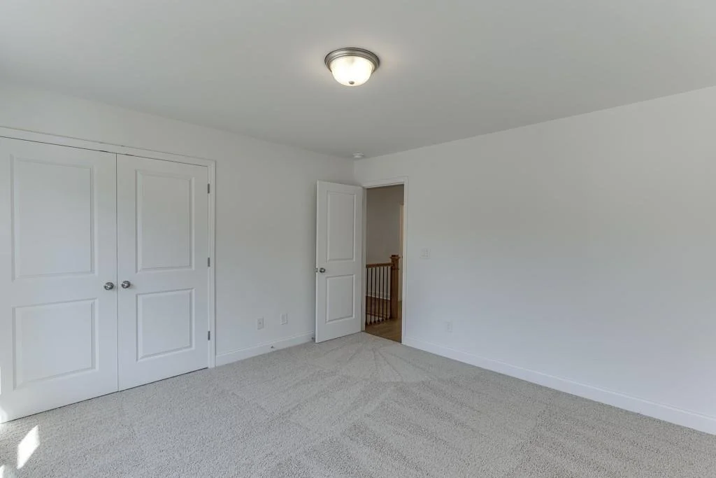 Photo of 979 Lakeview