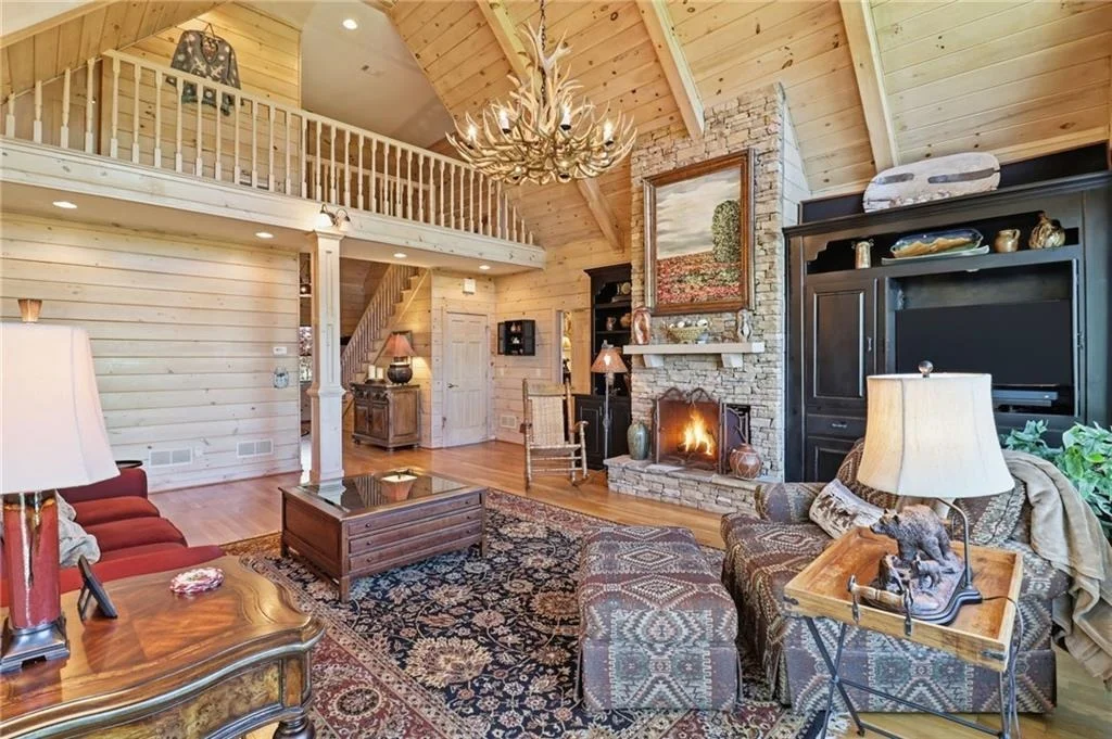 Photo of 1692 Ridgeview Drive