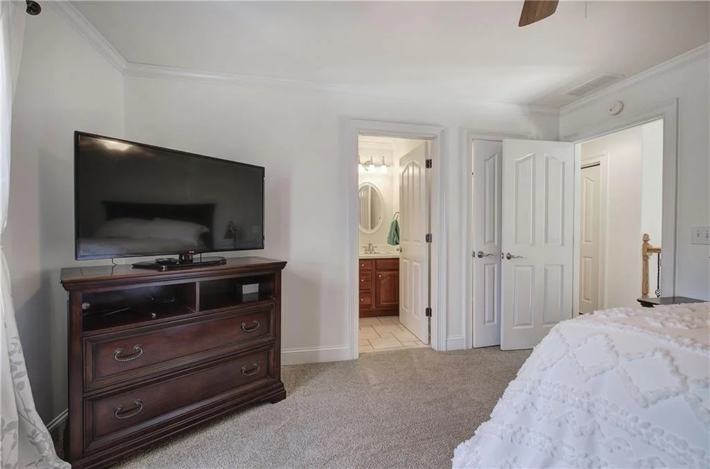 Photo of 64 Fairview Court