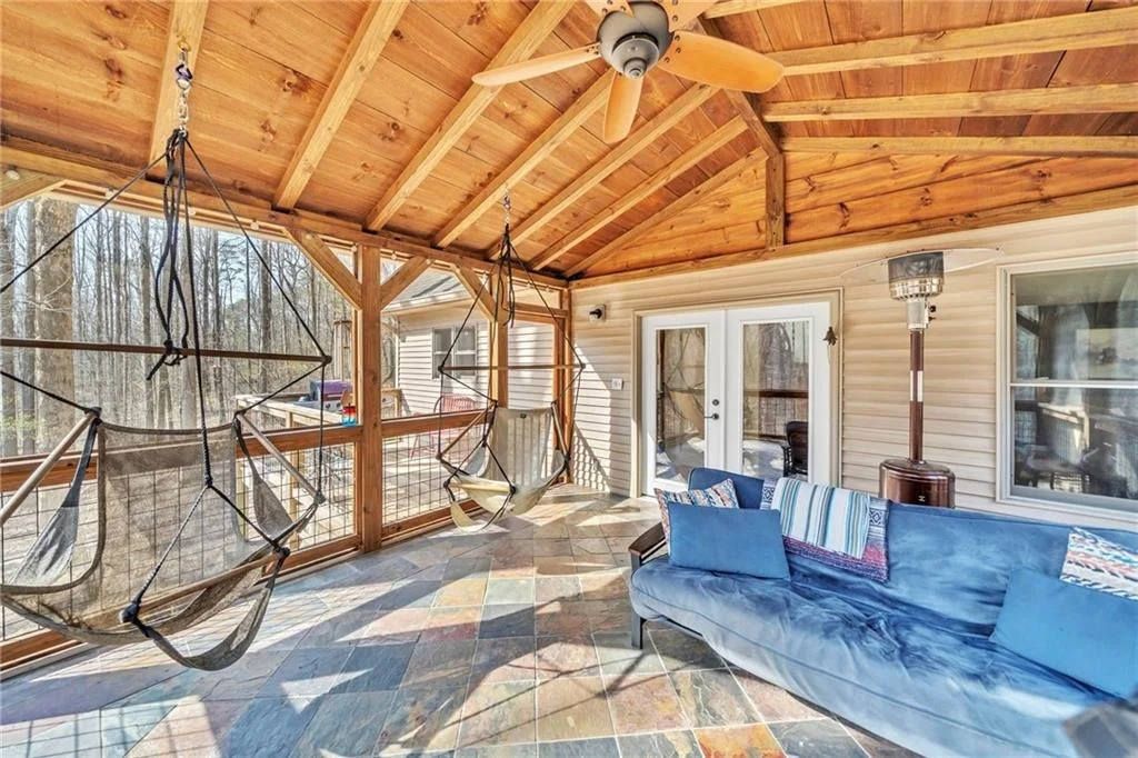 Photo of 1250 Sutton Road