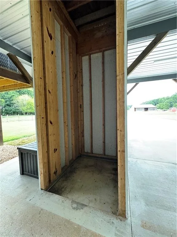 Photo of 250 Hook Road NE
