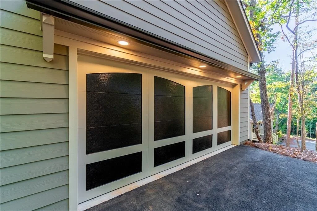 Photo of 595 Wake Robin Drive