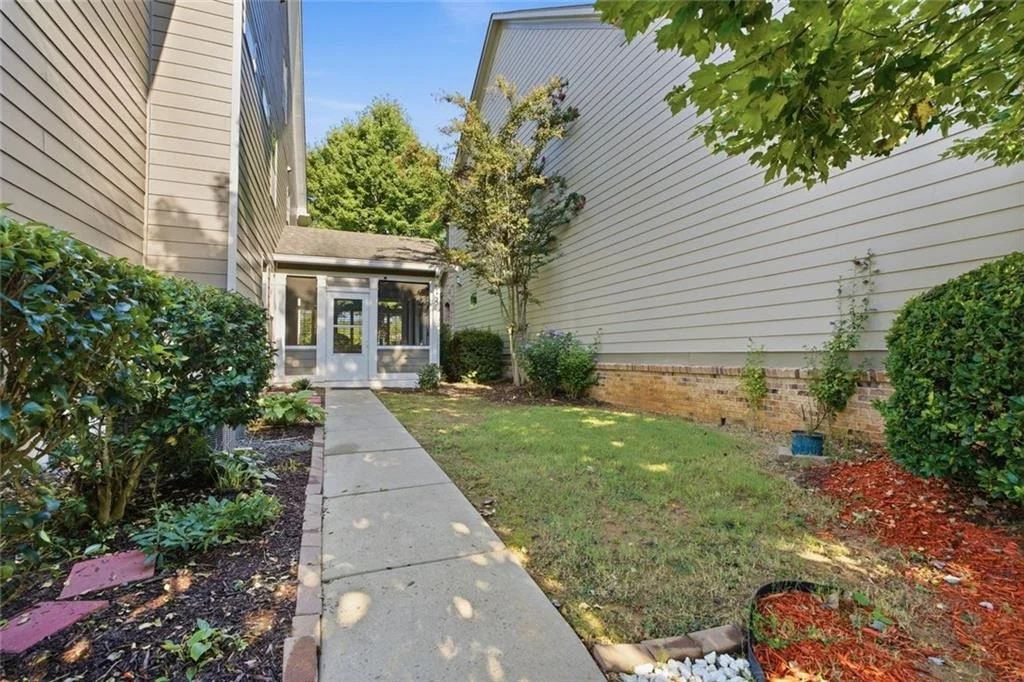 Photo of 7565 Scarlet Drive