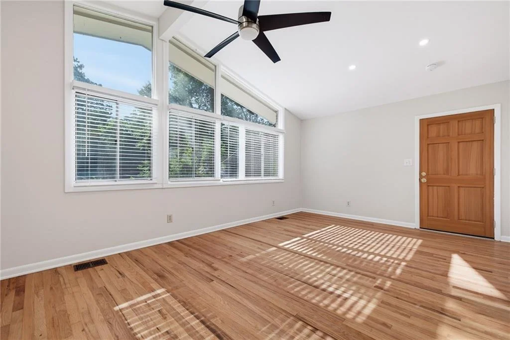 Photo of 2988 Vine Circle