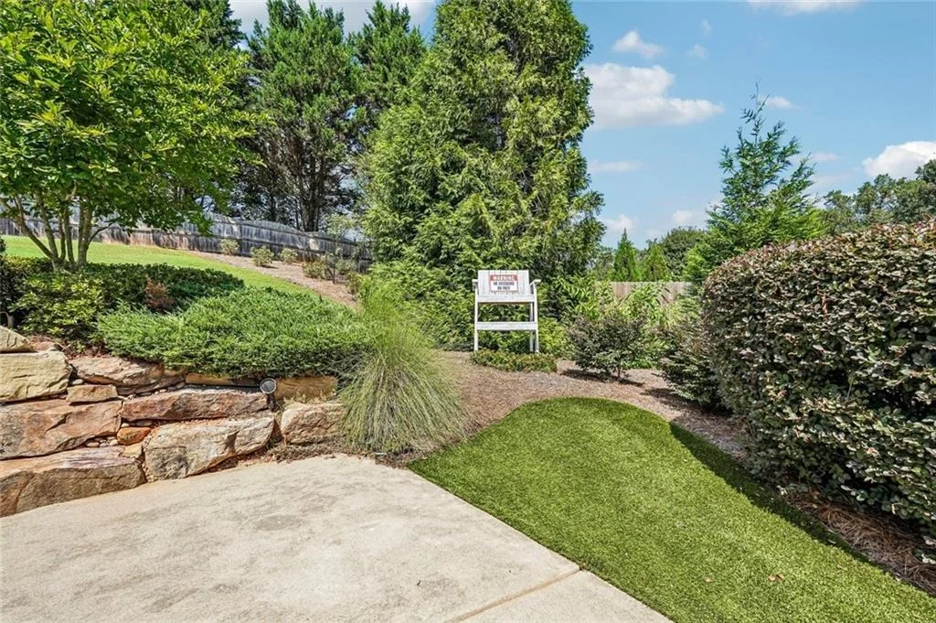 Photo of 337 Meadowcrest Circle