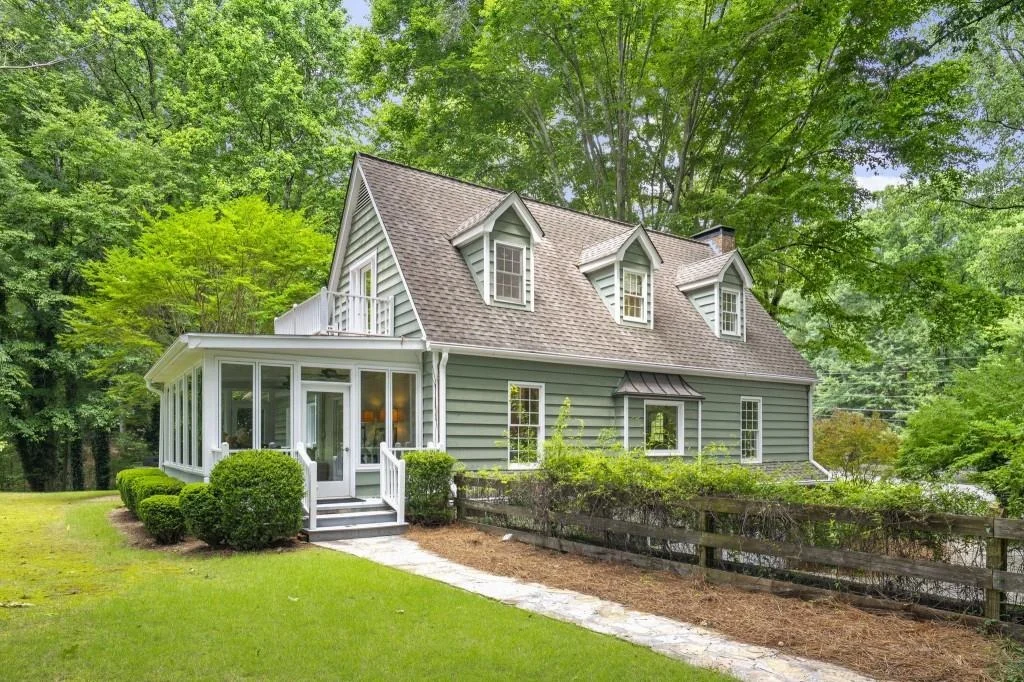 Photo of 8950 Huntcliff Trace